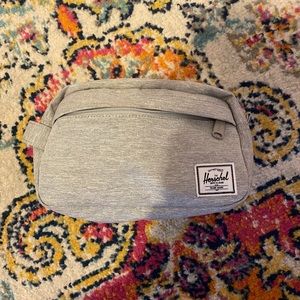 Herschel Makeup bag/shaving kit